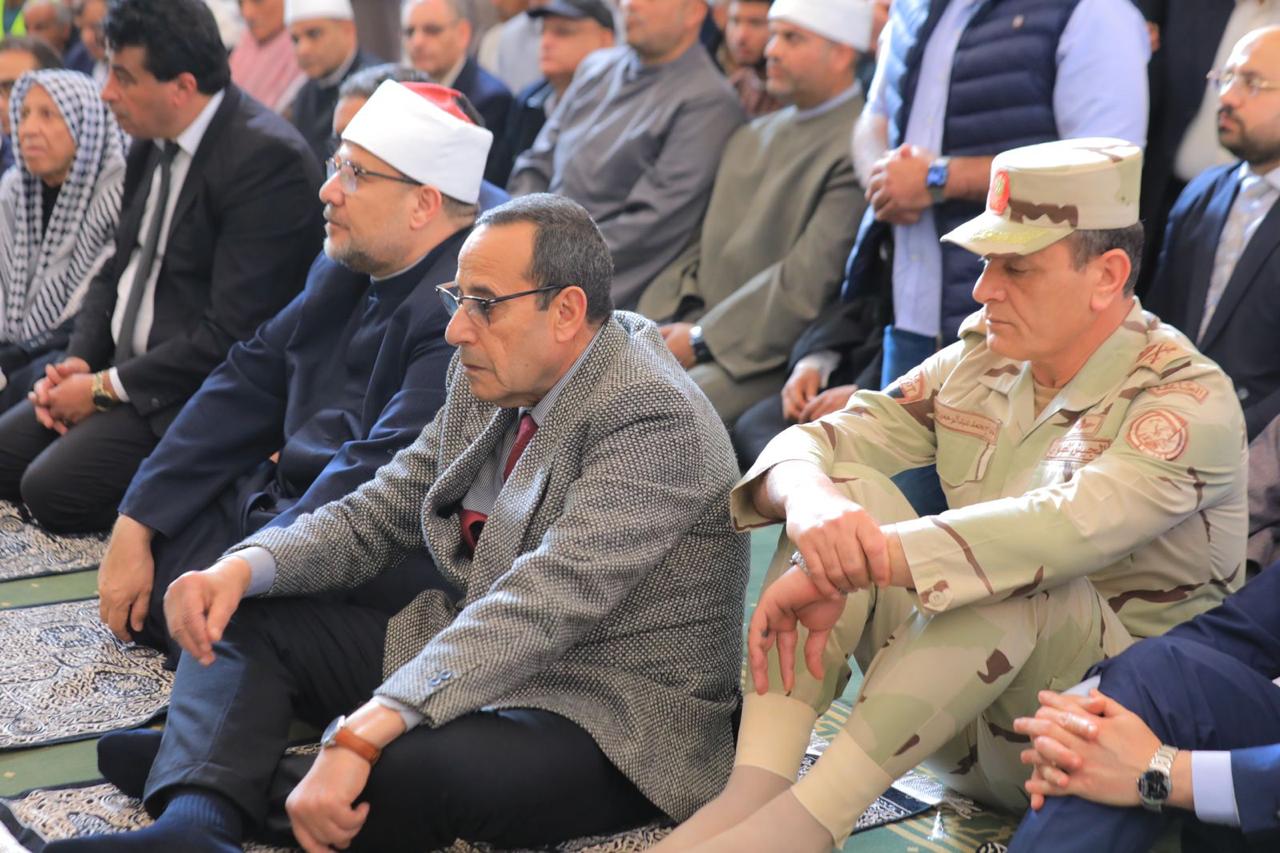 محافظ شمال سيناء  خلال افتتاح المسجد