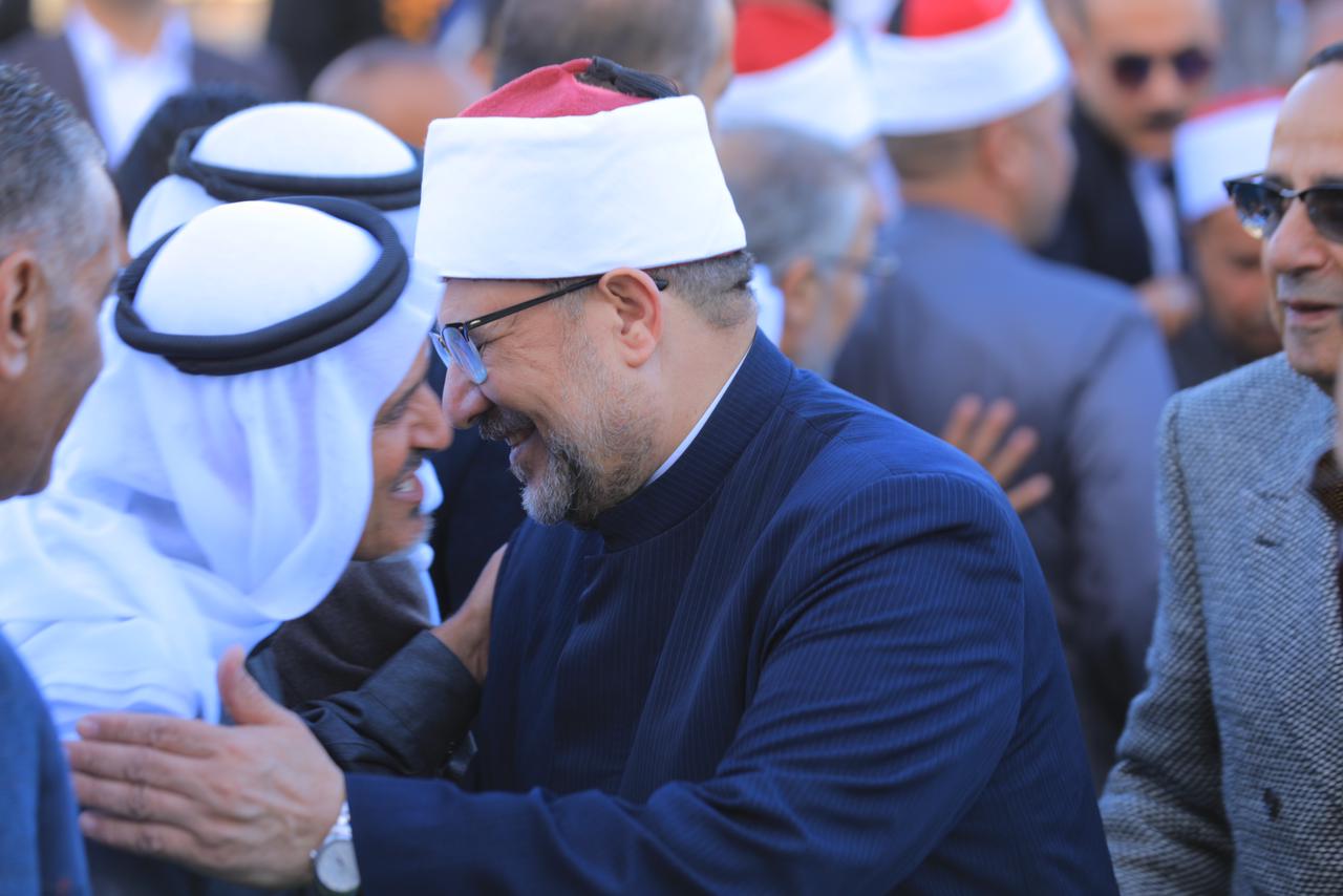 وزير الأوقاف خلال افتتاح المسجد