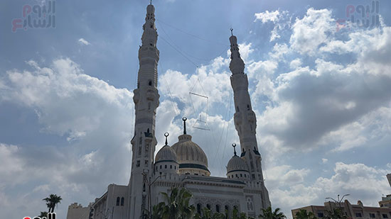 جانب-من-مسجد-المجمع