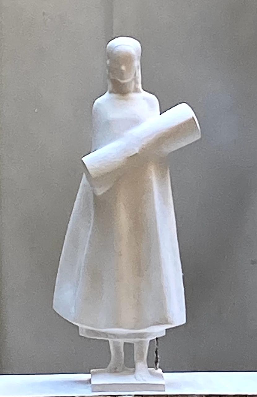 تمثال المرأة (1)