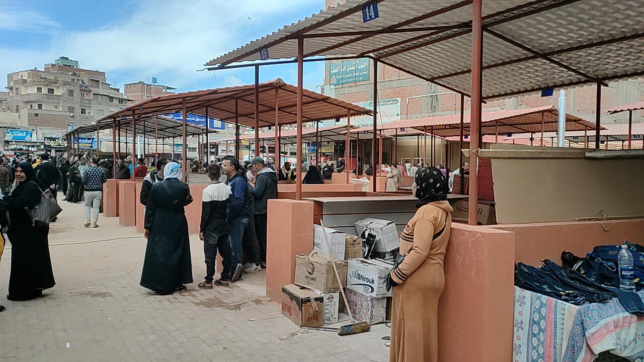 تسكين البائعين في السوق الحضري الجديد بكفر الشيخ
