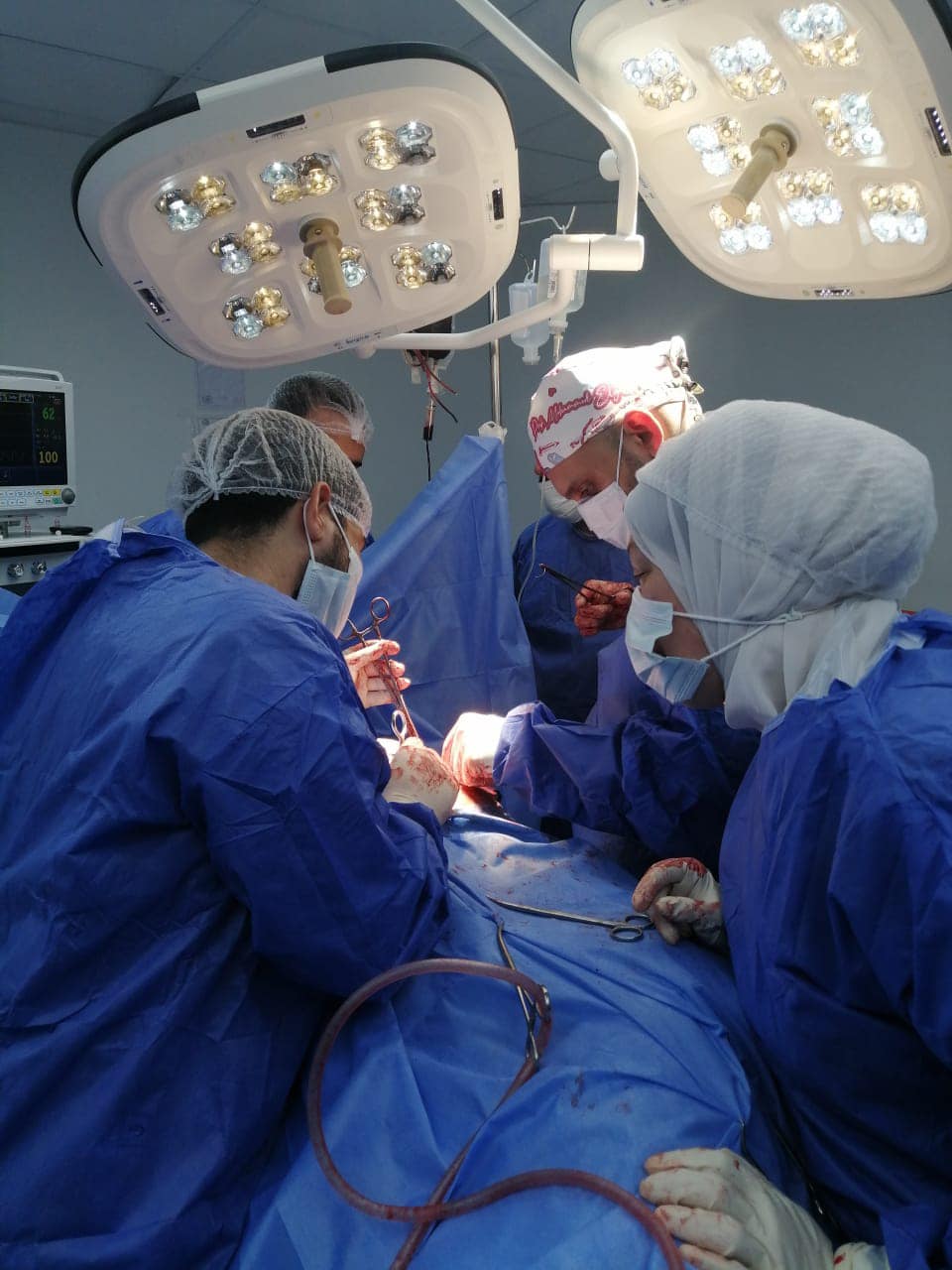 خلال الجراحة