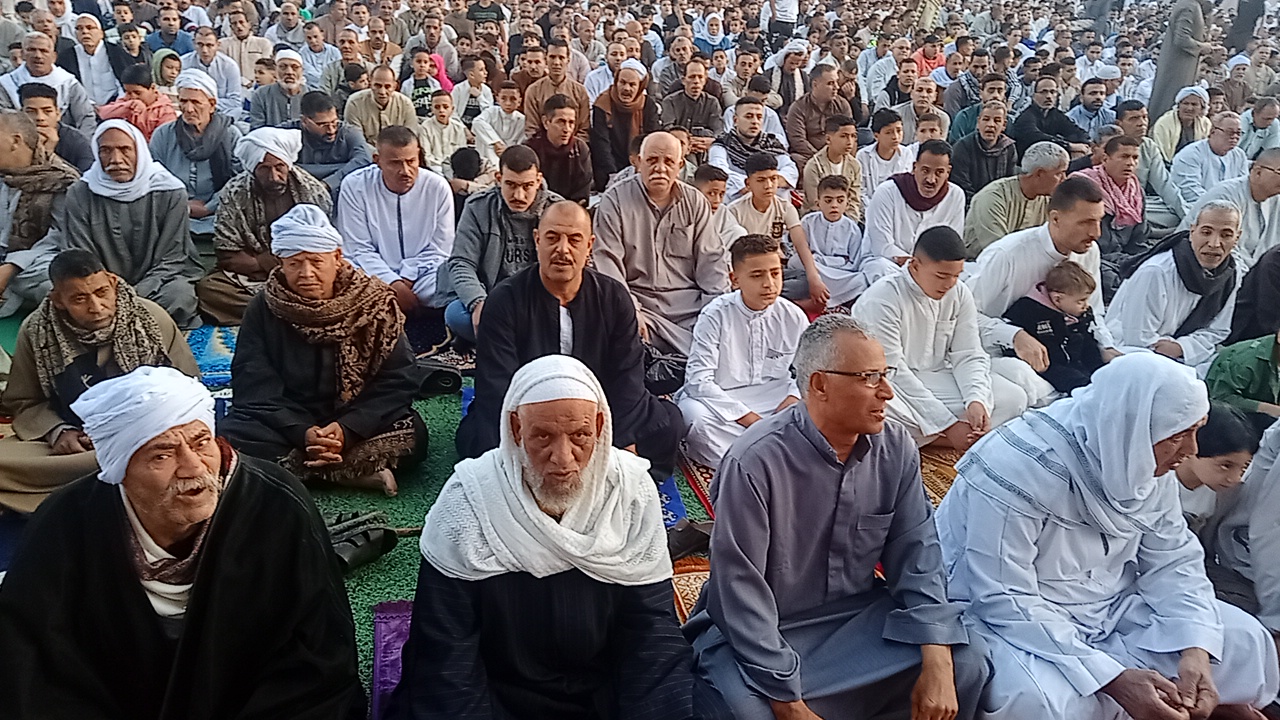 الآلاف يؤدون صلاة العيد بالمنوفية (2)