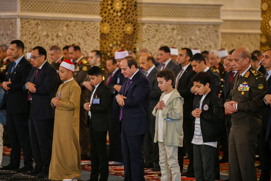 الرئيس السيسي صلاة العيد (2)