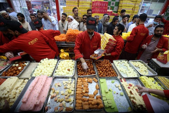 أسواق الحلويات فى مدينة بشاور