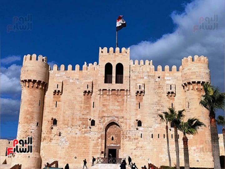 قلعة قايتباي القديمة بالإسكندرية