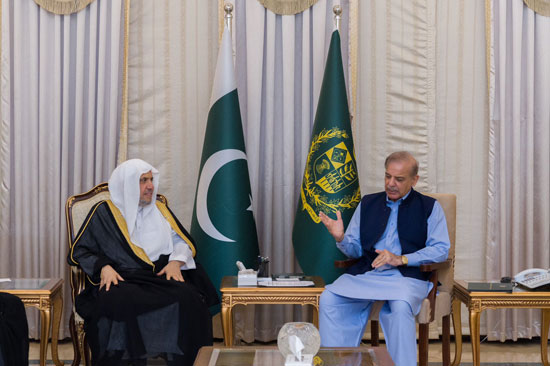 رئيس الوزراء الباكستاني يستقبل أمينَ عام رابطة العالم الإسلامي (3)