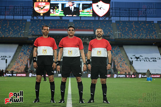 طاقم تحكيم مباراة القمة (9)