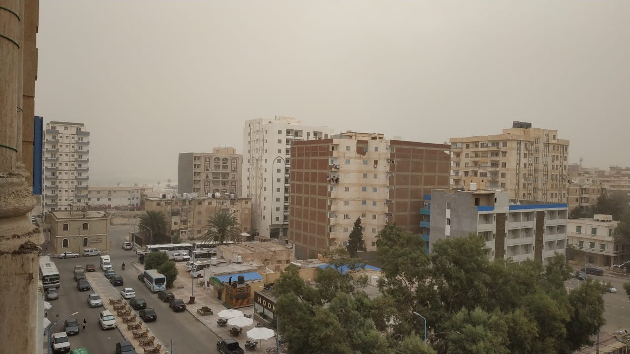 رياح الخماسين تضرب محافظة مطروح