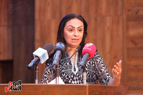 الدكتورة مايا مرسى رئيسة المجلس القومى للمرأة (2)