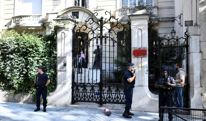 السفارة الايرانية فى باريس