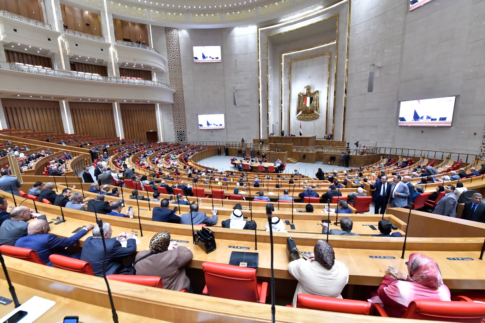   اولى جلسات مجلس النواب بمقره بالعاصمة الإدارية (4)