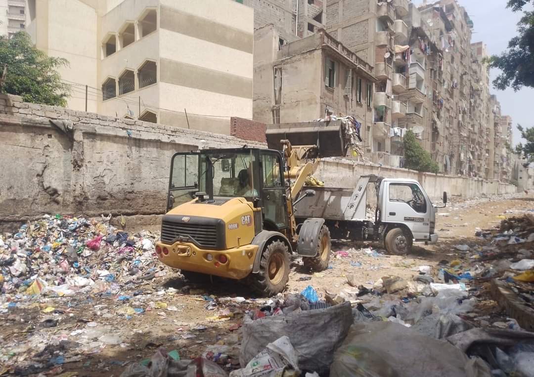 رفع القمامة ضمن مشروع المترو الجديد في الإسكندرية