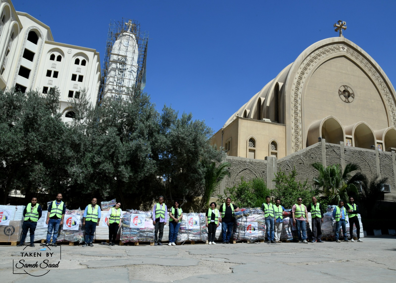مشاركة أسقفية الخدمات بالكنيسة في القافلة السابعة لمبادرة مسافة السكة لاهالينا في غزة (5)
