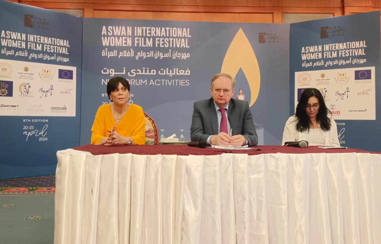 منتدى نوت يطرح جهود الجمعيات في ختام فعالياته بالدورة الثامنة من مهرجان أسوان لأفلام المرأة (2)