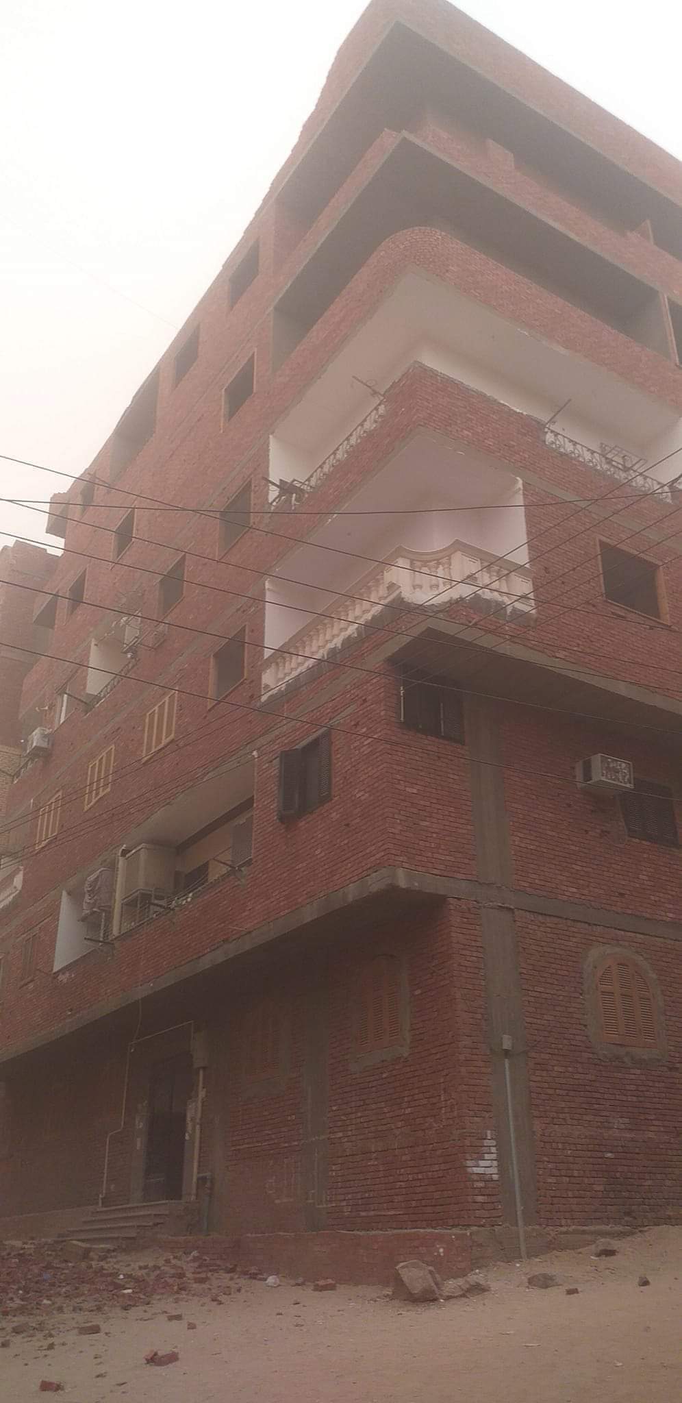 انهيار شرفة منزل بمدينة أسوان (2)