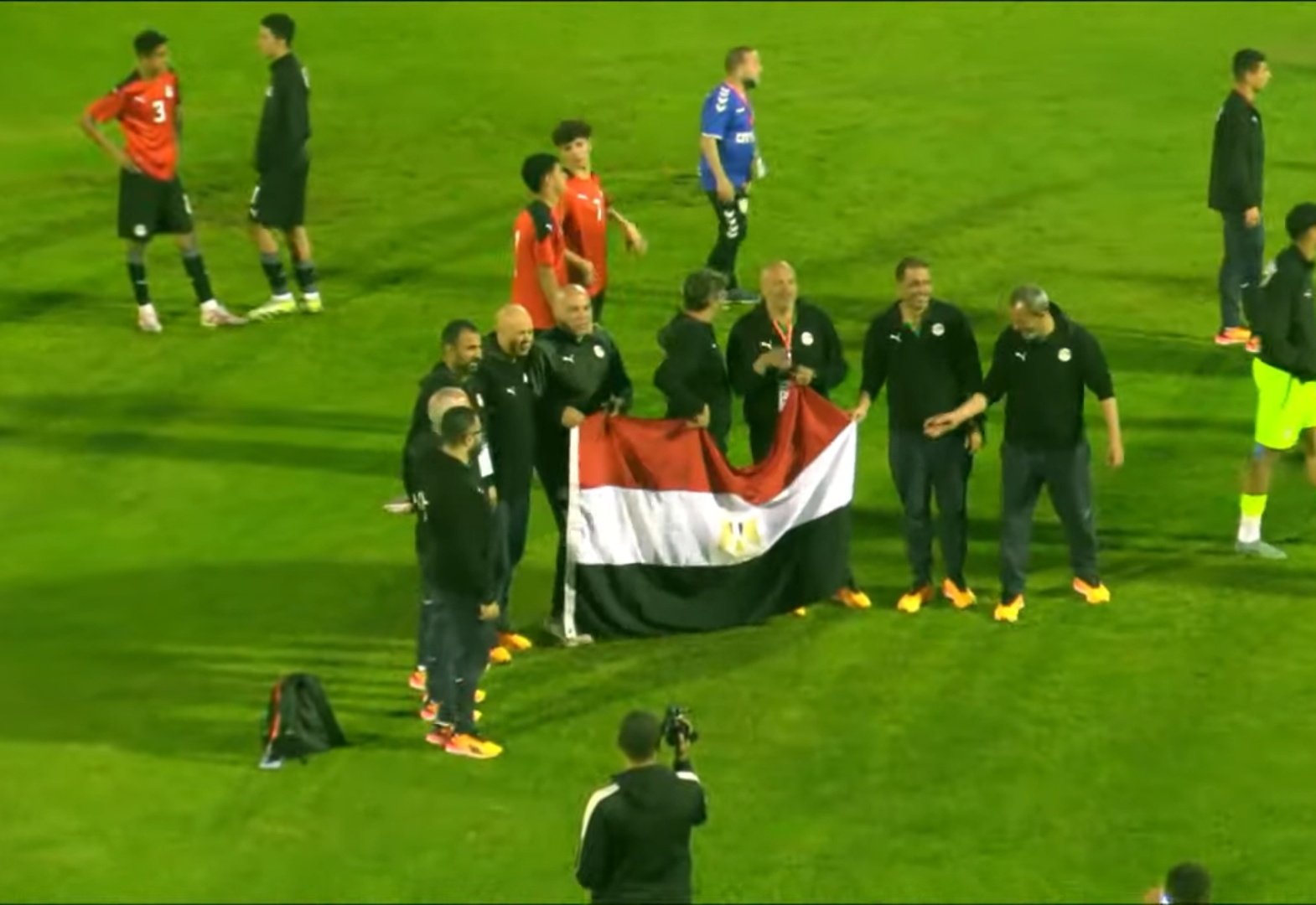 منتخب مصر للناشين يفوز ببطولة شمال افريقيا (2)