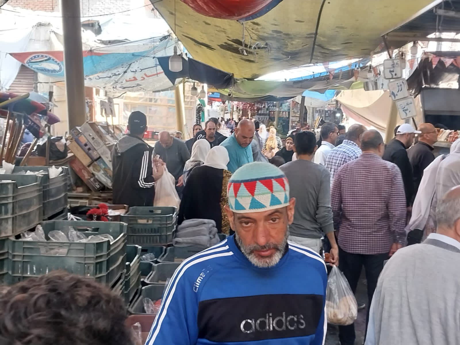 زحام في أسواق السمك داخل محافظة دمياط