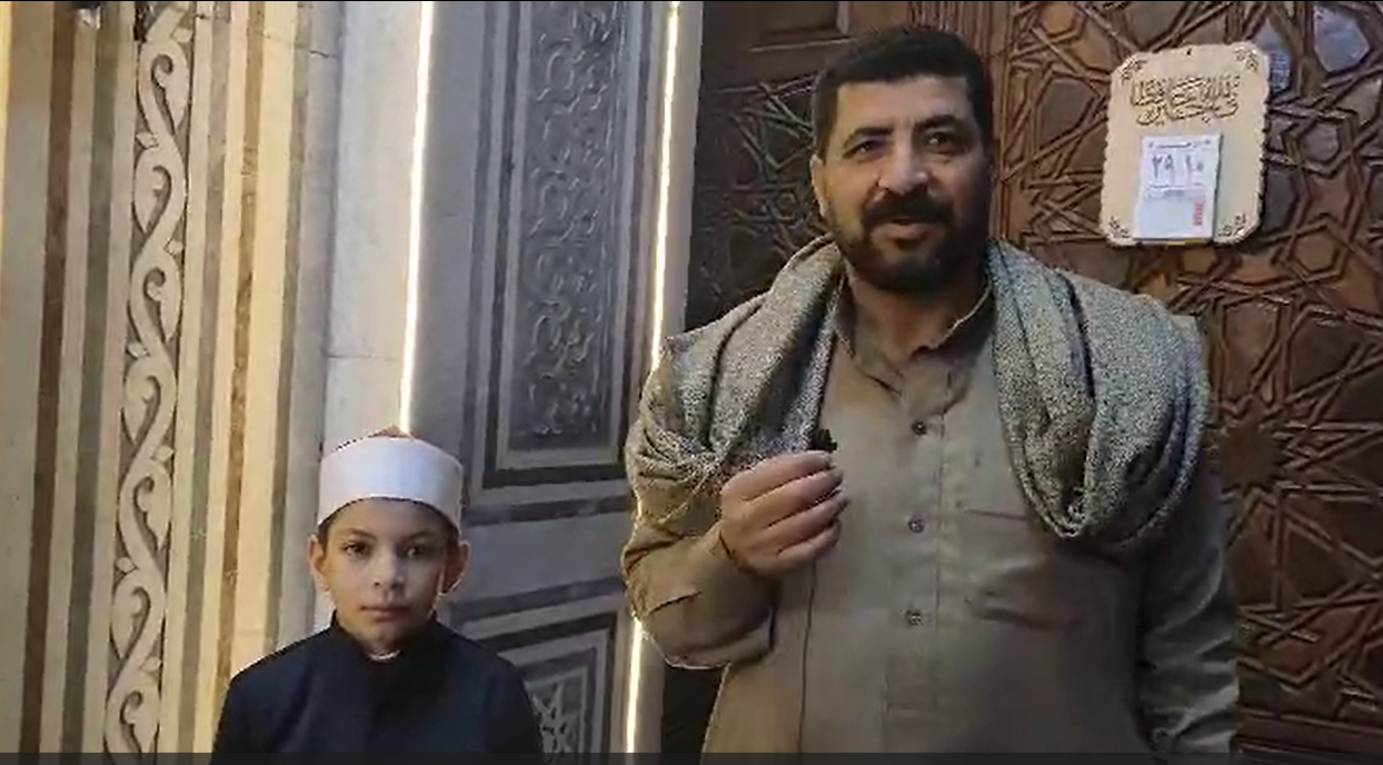 المبتهل الصغير محمد البكرى ووالده