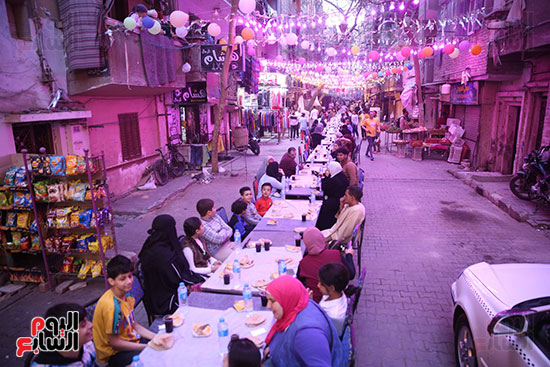 حفل إفطار جماعى بفيصل (18)