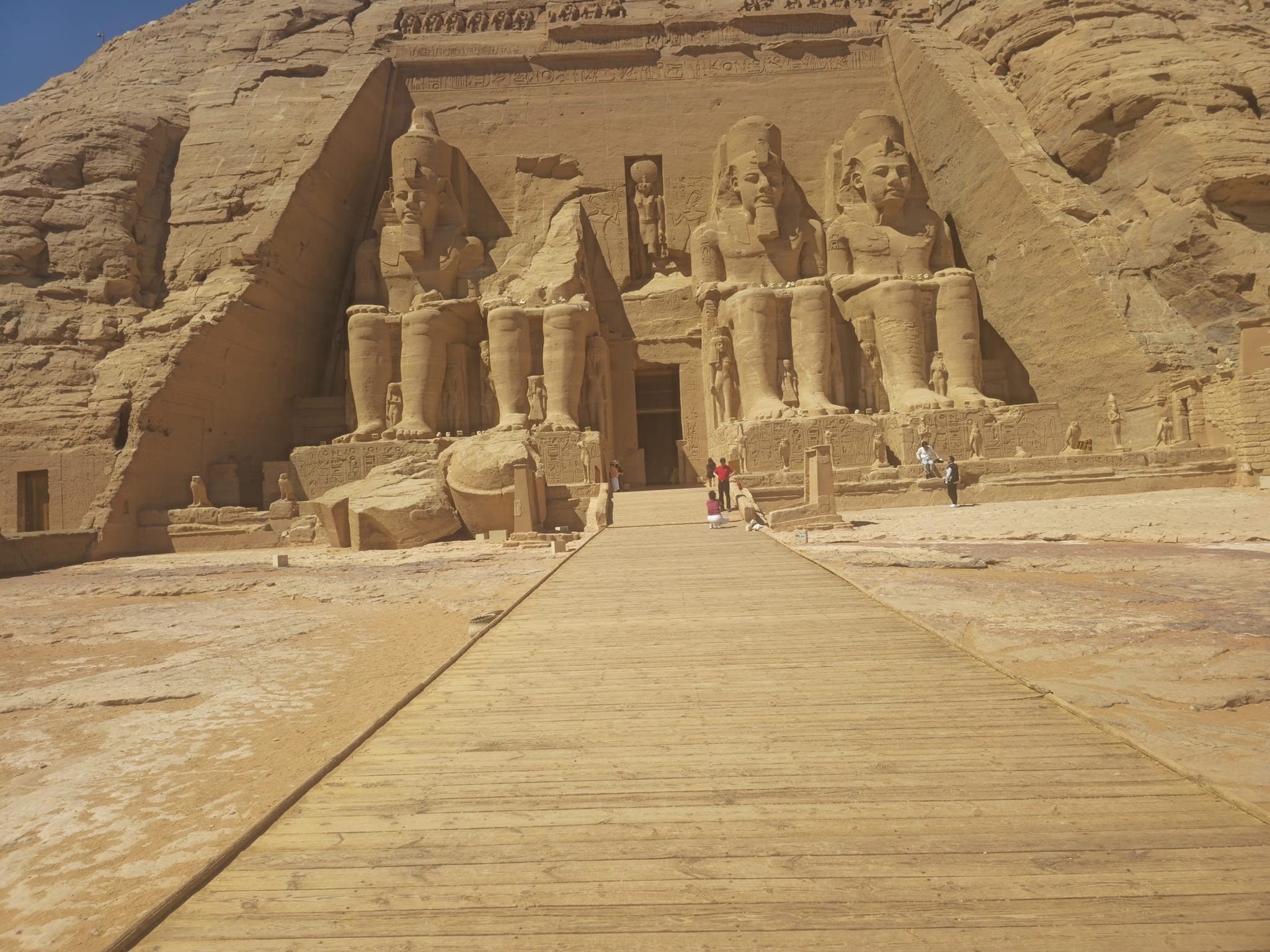 معبد أبو سمبل بأسوان تاريخ مميزة من الحضارة الفرعونية