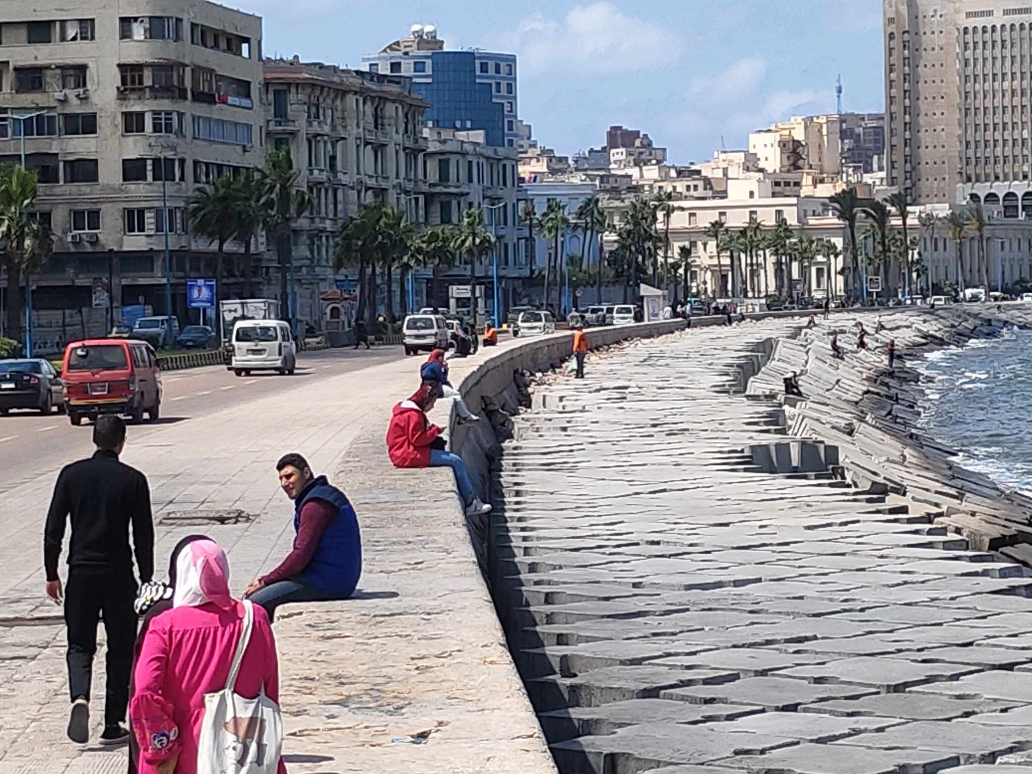 الطقس الان ودرجات الحرارة في الإسكندرية