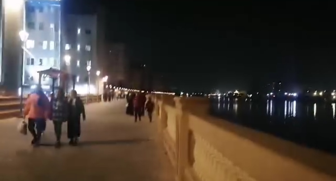 الممشي في اوقات الليل
