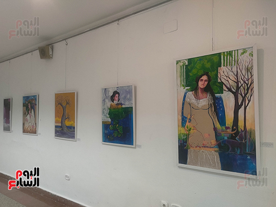 لوحات سماح الشامي في معرض مشهد من الداخل