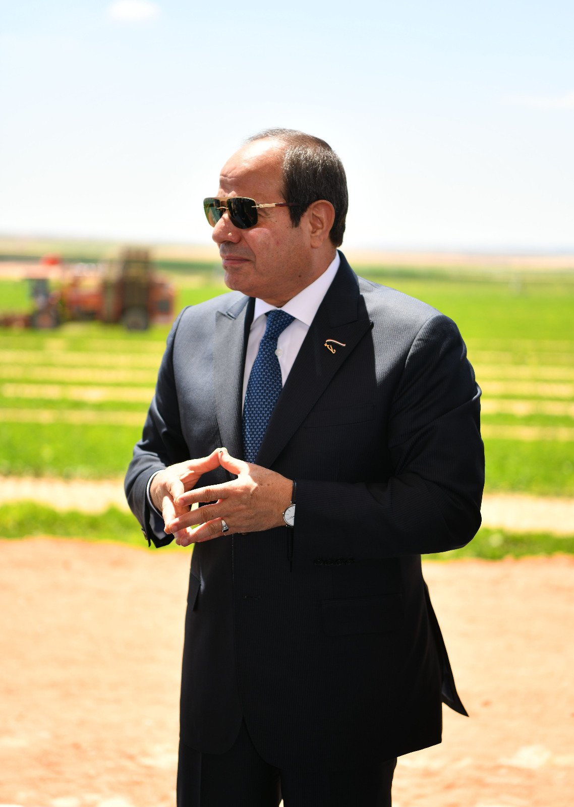 الرئيس عبد الفتاح السيسي خلال تفقدة للمشروع