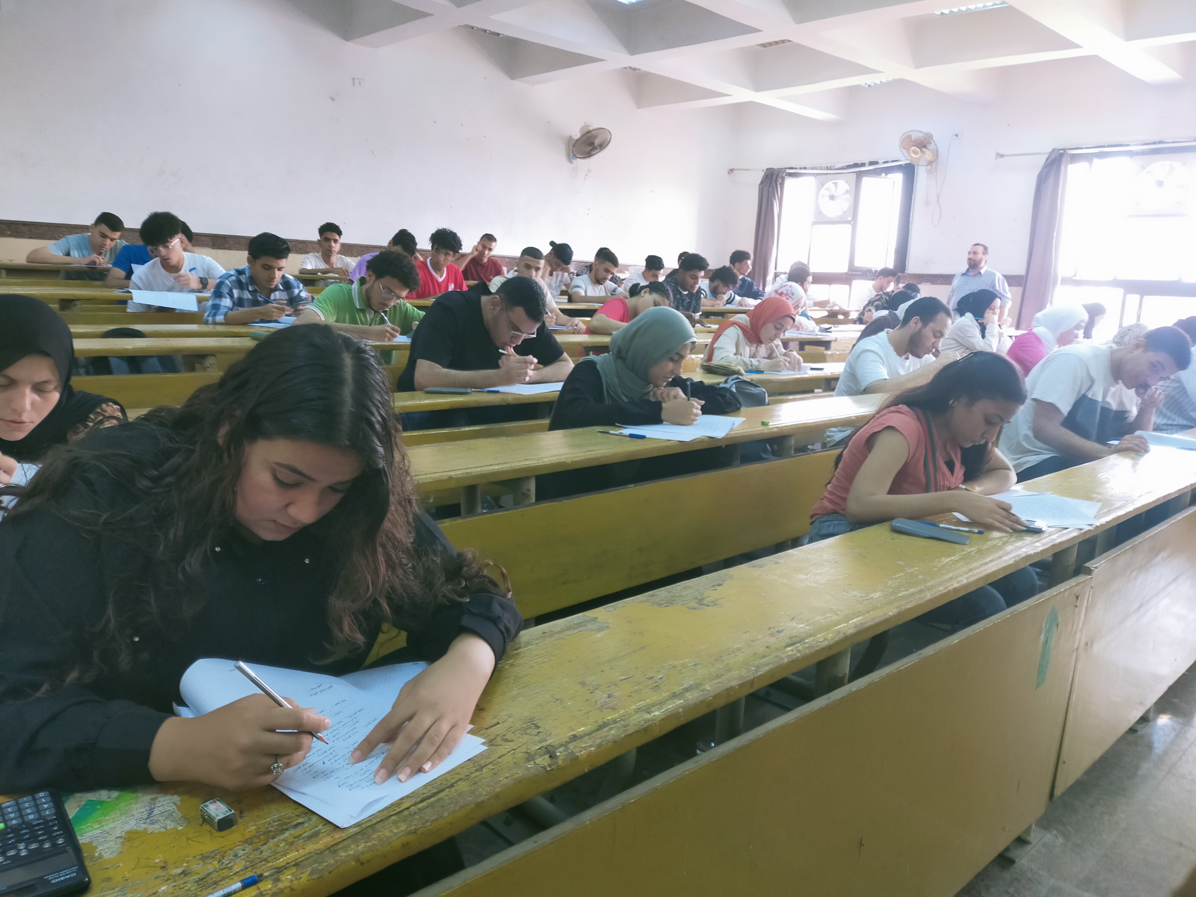 امتحانات نهاية الفصل الدراسى الثانى بجامعة عين شمس