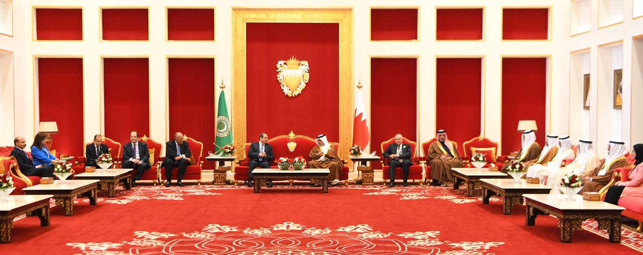 الرئيس السيسى يلتقى ملك البحرين (1)