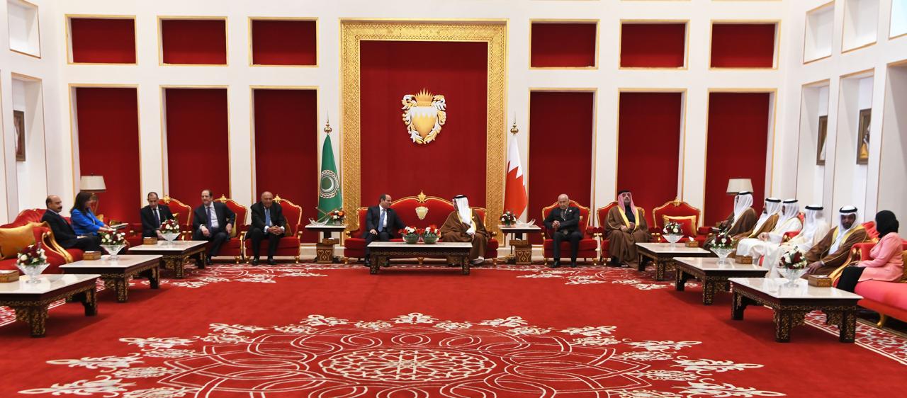 الرئيس السيسى يلتقى ملك البحرين (2)