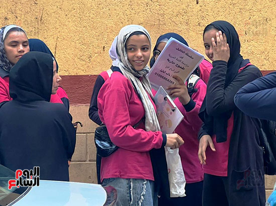 طلاب الشهادة الإعداية بالقاهرة