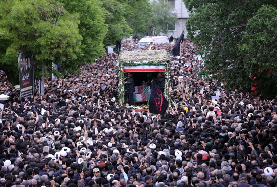 نشييع جثمان الرئيس الإيراني