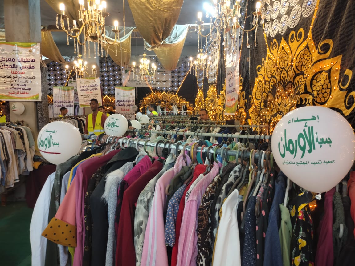 توزيع الملابس المجانية على أهالي عدد من قرى سيدي سالم