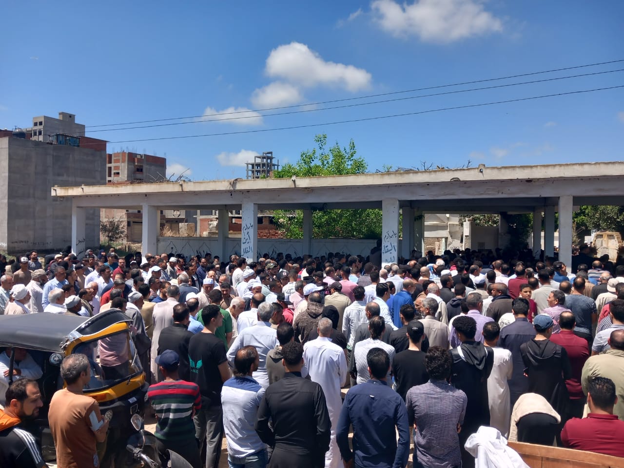 الألاف يودعون شهيدة الجنة شيماء عروس مطوبس