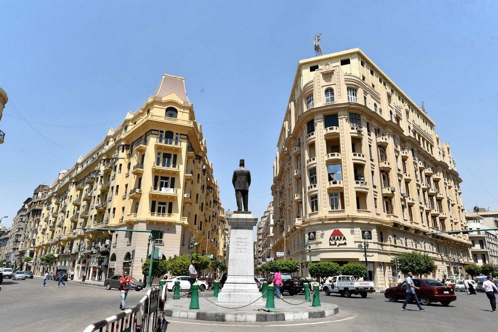 القاهرة (1)