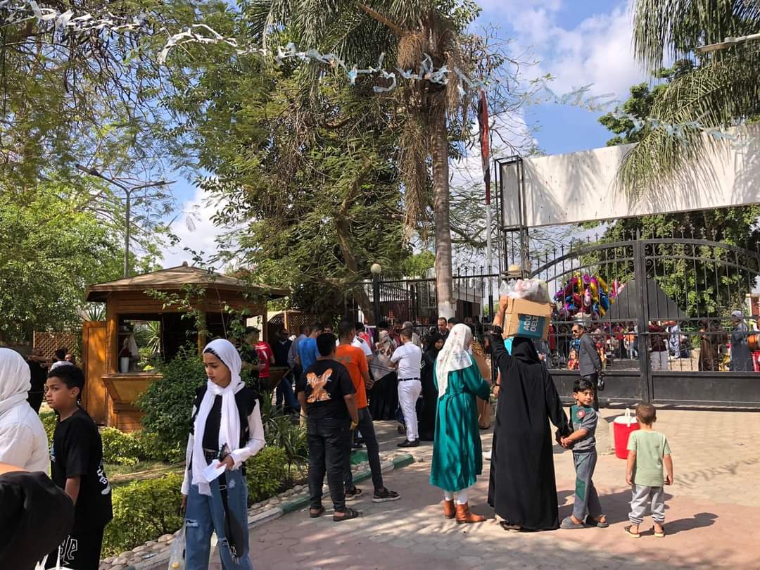 استعداد حدائق القناطر الخيرية لاستقبال زوارها في شم النسيم (1)