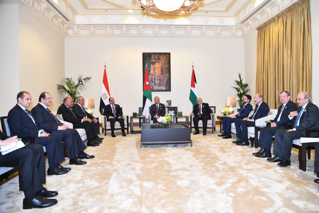 قمة ثلاثية بين الرئيس السيسى والعاهل الأردنى وأبو مازن (1)