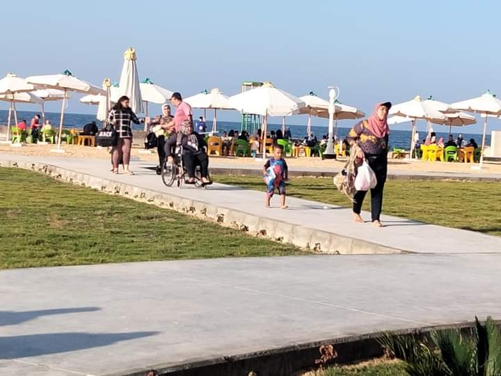 شاطئ قدرون بدمياط (1)