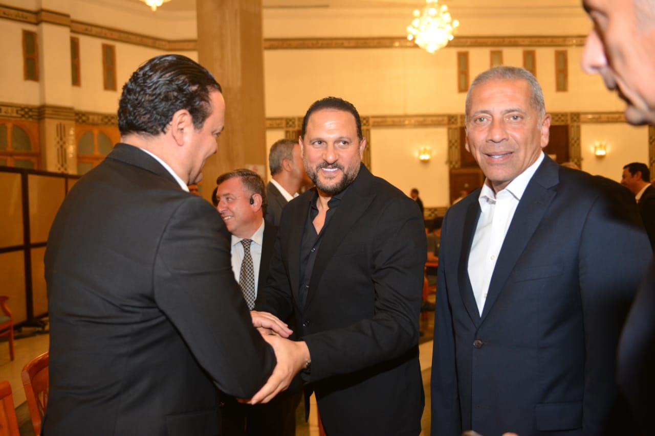 الفنان عماد زيادة خلال التشييع الفنان عماد زيادة خلال التشييع