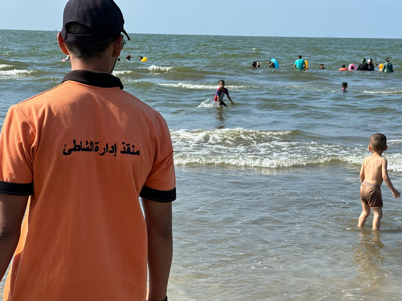 احد منقذي الشاطئ ببورسعيد