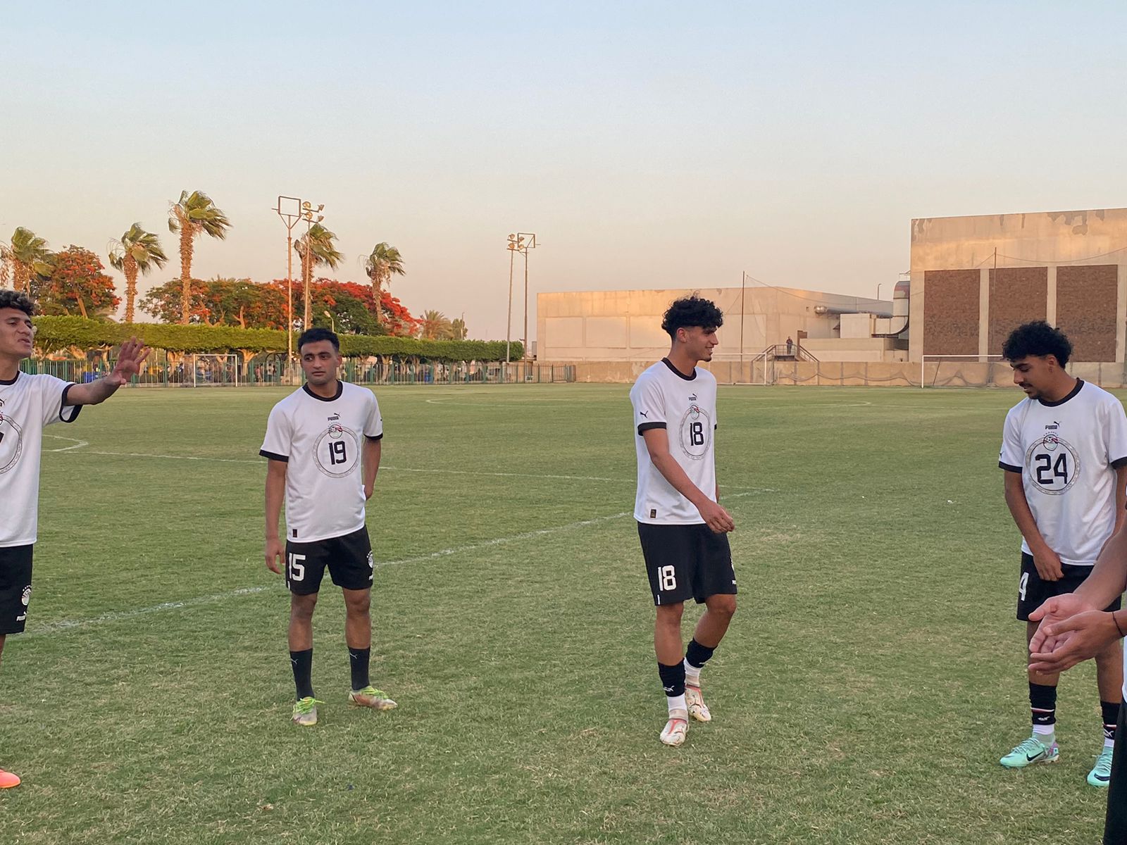 عمر عبد المجيد لاعب هامبورج الألماني ينضم لمعسكر منتخب الشباب (2)