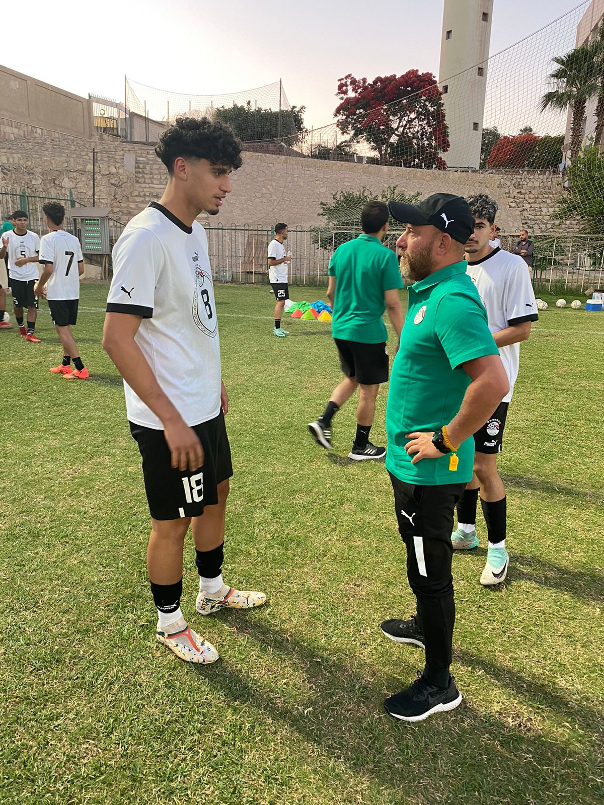 عمر عبد المجيد لاعب هامبورج الألماني ينضم لمعسكر منتخب الشباب (1)