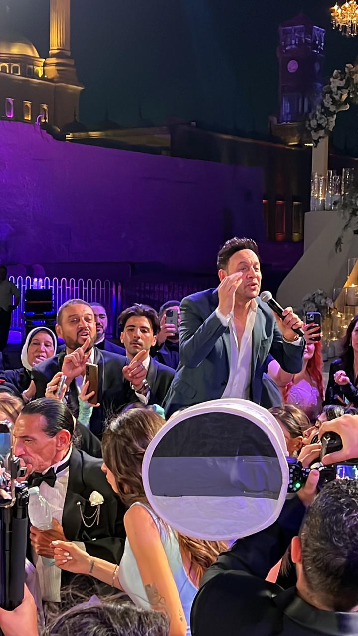مصطفي قمر يحيى حفل زفاف جميلة عوض