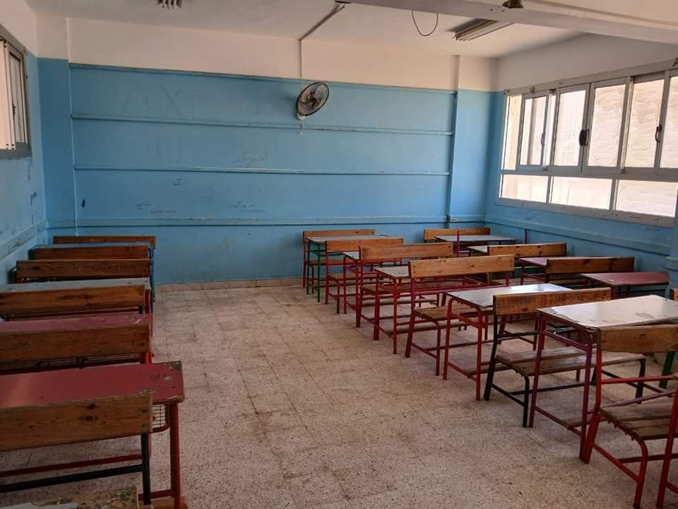 فرش وتجهيز لجان امتحانات الثانوية العامة