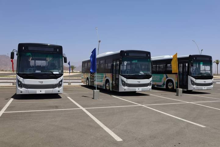 تدشين 5 حافلات كهربائية في شرم الشيخ (1)