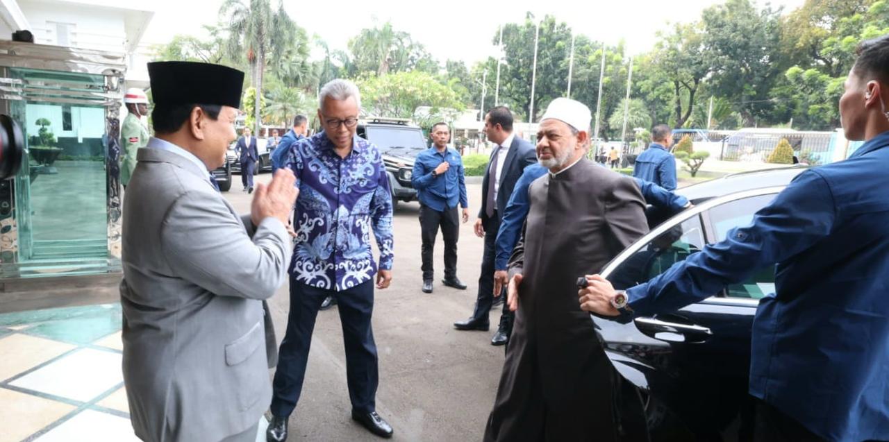 الرئيس الإندونيسي المنتخب يستقبل شيخ الازهر