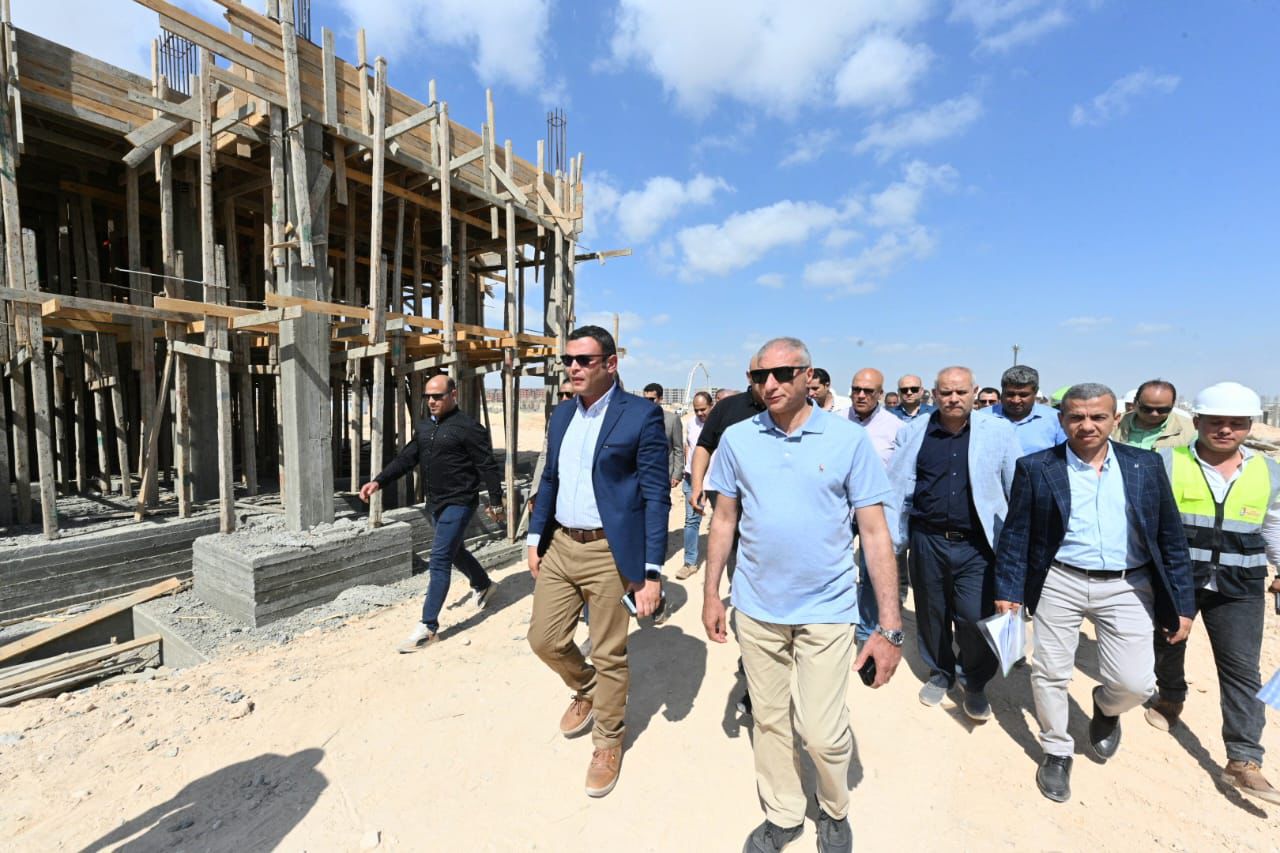 جوله وزير الاسكان لموقع مشروع سكن لكل المصريين بمدينة برج العرب الجديدة لمتابعة التنفيذ