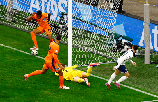 مباراة هولندا وإنجلترا يورو 2024